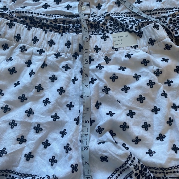 Abercrombie and Fitch Linen blend embroidered Set - Picture 12 of 14